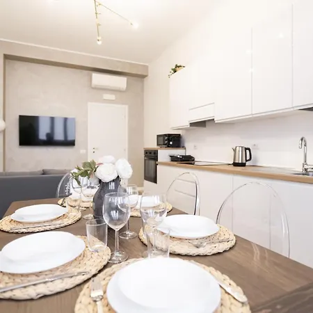 Easylife - - Aurispa 2 - Navigli Апартаменты
