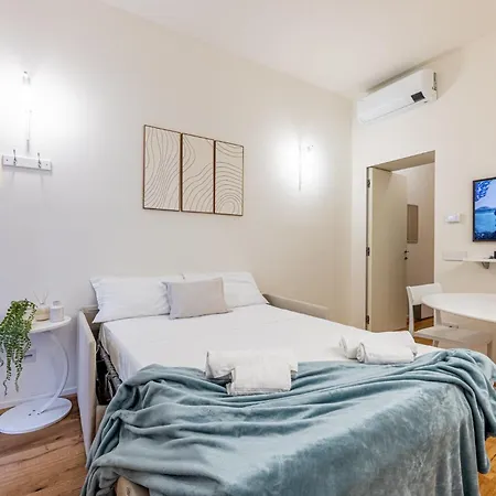Апартаменты Porta Venezia Bilocale Moderno