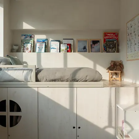 Quite Rooftop Loft In Navigli Area 米兰