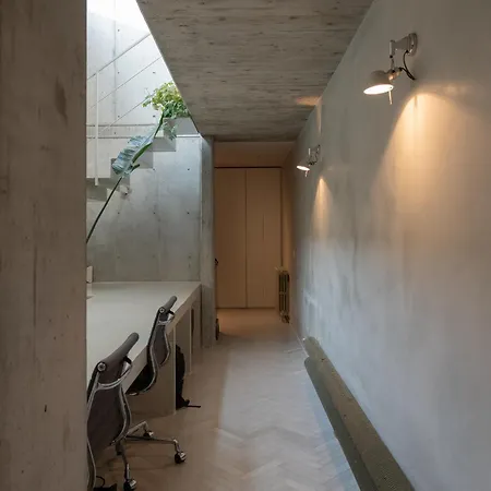 Quite Rooftop Loft In Navigli Area 米兰