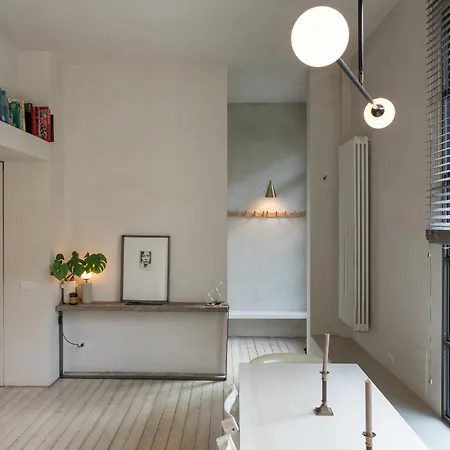 Quite Rooftop Loft In Navigli Area * 米兰