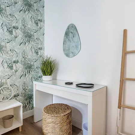 Nuovo In Zona Isola *