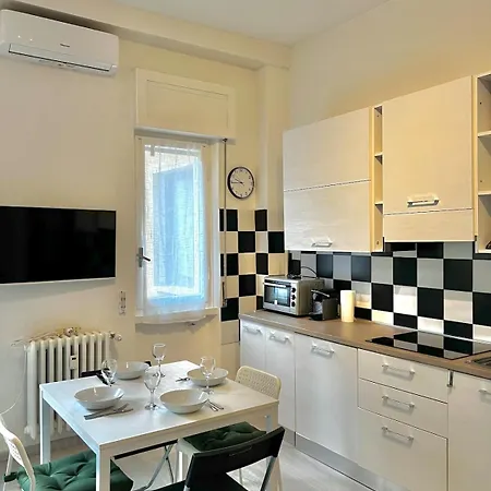 15 Minutes From The Duomo - New With Every Comfort