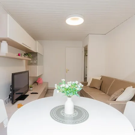 Vivimihome - Corso 9 * ميلان