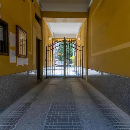 Tortona-navigli Subway Lägenhet