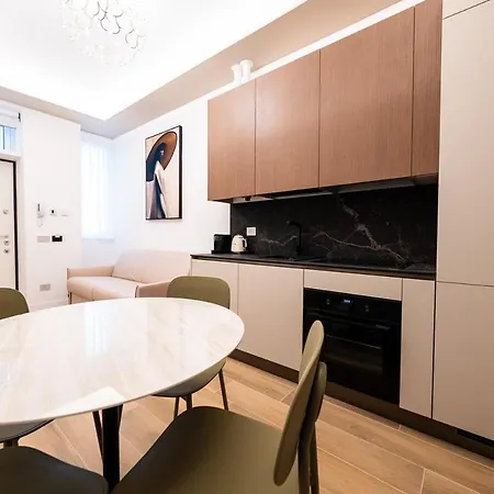 Raffaello Moscova Golden House Milaan