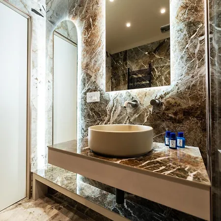 Raffaello Moscova Golden House شقة ميلان
