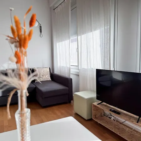 Lumiere Industrial Loft, Yellow Line - Apartament *