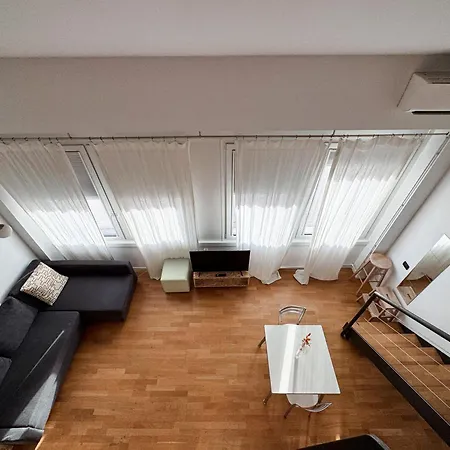 Lumiere Industrial Loft, Yellow Line - * Mediolan