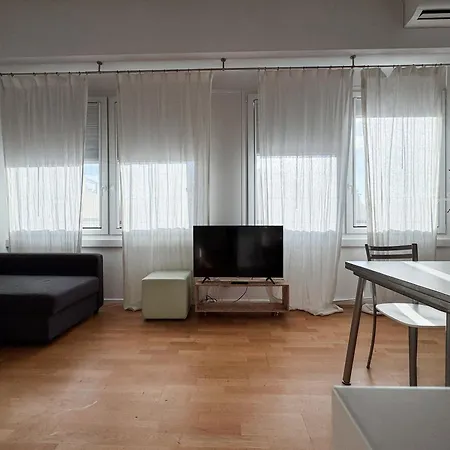 Lumiere Industrial Loft, Yellow Line - Apartament