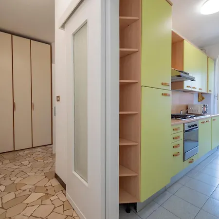 I-host - Marochetti 10 Milán