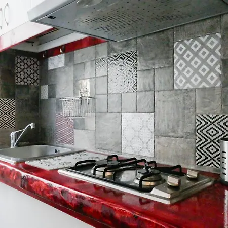 I-host - San Genesio Apartament