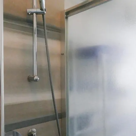 Apartament I-host - San Genesio Mediolan