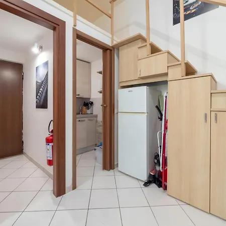 I-host - Transiti 7 *