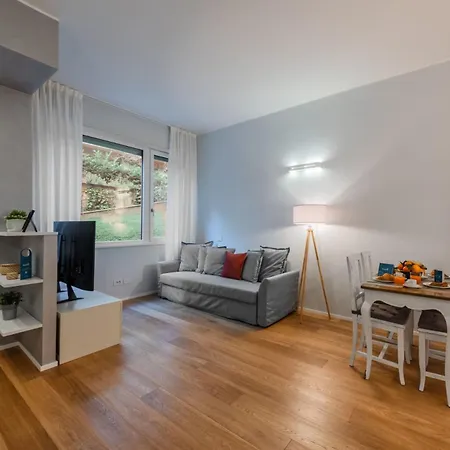 Sweett - San Senatore Apartman Milánó