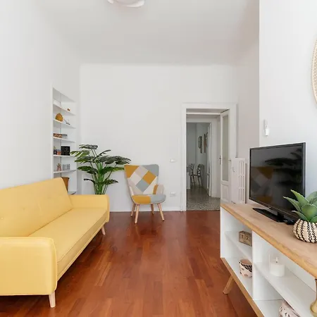 Apartment Guesthost - Mm4 Tricolore Charming Milan