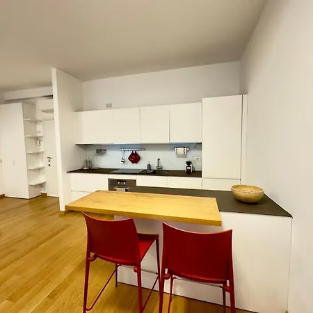 Apartman Sempione Chic Apartment, Citycenter, *