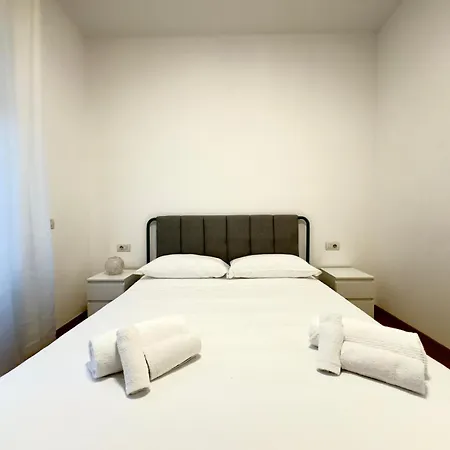Apartman Sempione Chic Apartment, Citycenter, Milánó