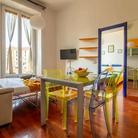 Station 5 Min - Double Bed Caiazzo 4 Guests Wifi 밀라노