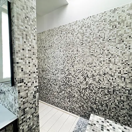 Sant'agostino Large & Elegant Apartment, דירה *