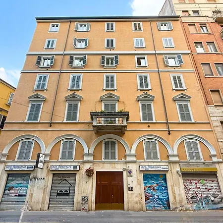 Porta Romana, Fermata Tram Sotto Casa, Wifi Veloce Mailand