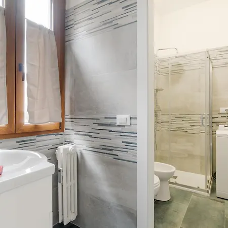 Guesthost - Mm3 Corvetto Bright Milan
