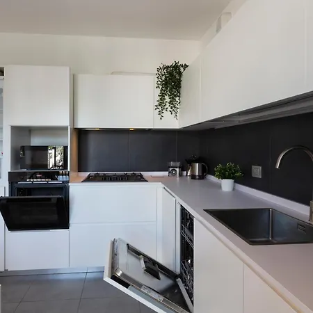 아파트 Rolandi Duplex With Terrace 밀라노