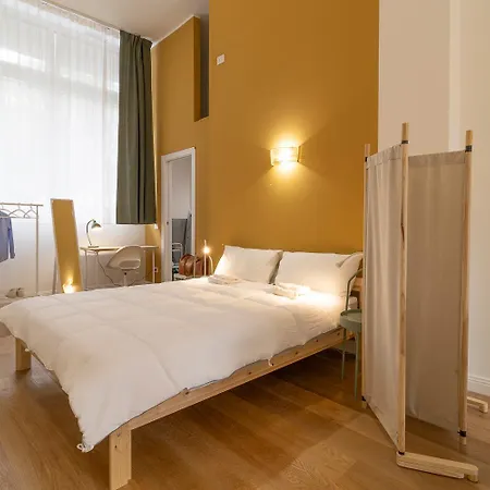 Cozy Navigli Apartment Milan