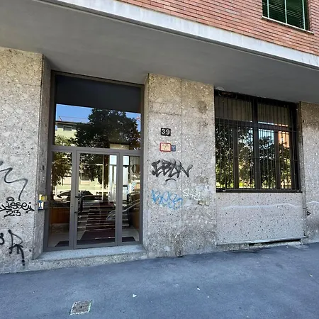 Cozy Navigli Apartment Milan