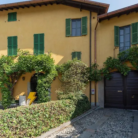 Guesthost - Cassina De' Pomm - Lovely Apartment