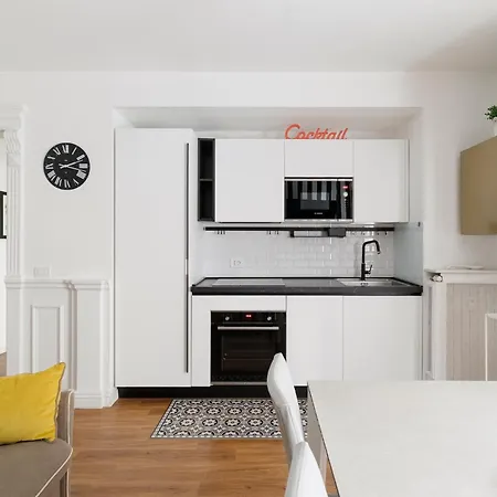 Guesthost - Lovely X4 In Porta Venezia Milánó