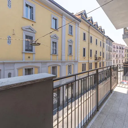 Enora Aapts By Sweett - Sirtori * 米兰