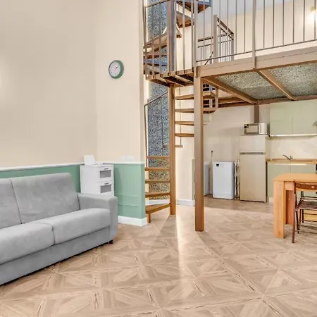 Loft The Palm - Metro M2, Spazioso & Parcheggio Daire *