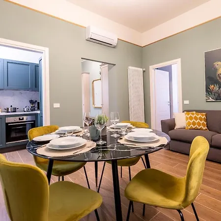 Luxury 10 Minutes From Duomo 公寓 *