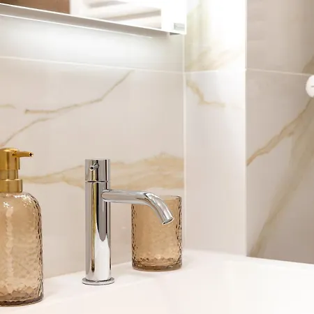 Luxury 10 Minutes From Duomo 公寓 米兰