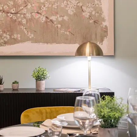 Luxury 10 Minutes From Duomo 公寓
