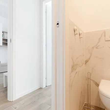 Guesthost - Comfy Apartment