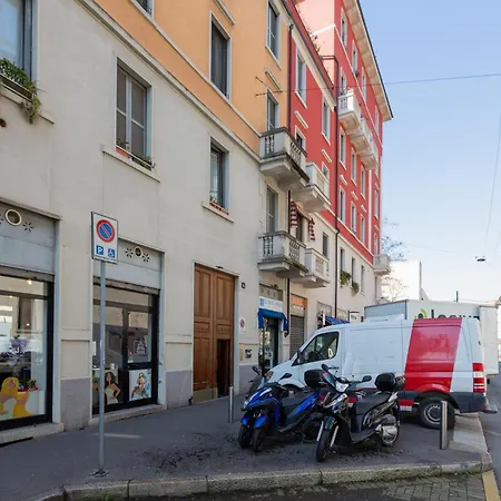 Guesthost - M5 Istria & Marche Roomy Lofted Appartamento *