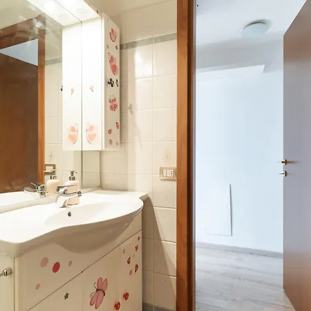 Apartment Guesthost - Welcoming Ground-floor With Loft *