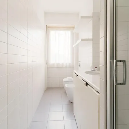 Guesthost - Brightly-lit Flat - M5 Gerusalemme * Milano