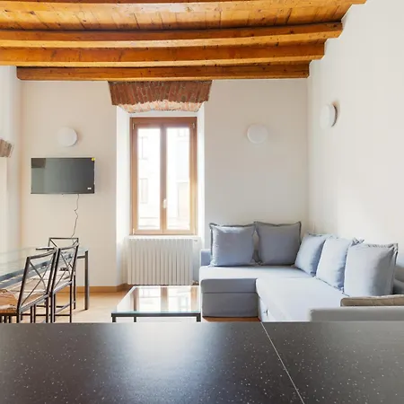 Guesthost - San Michele Del Carso Cozy Apartamento Milão
