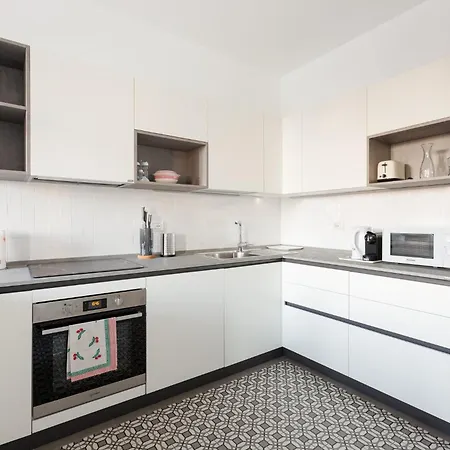 Guesthost - Cozy Near Parco Trotter Mediolan