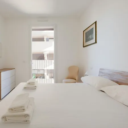 Apartament Guesthost - Milano-affori Balcony *