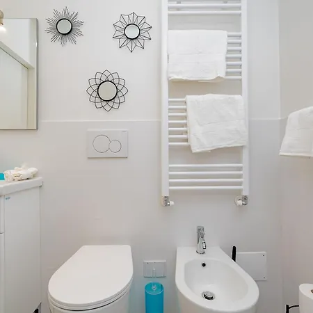 Apartamento Guesthost - Cosy Milano- Buenos Aires & Loreto *