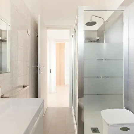 Guesthost - Parco Nord With 2 Bedrooms アパート