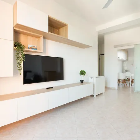 Guesthost - Parco Nord With 2 Bedrooms 米兰