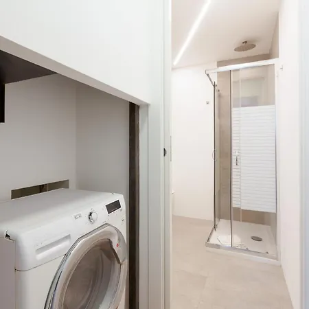 Apartament Lovely Near Piazza Cinque Giornate *