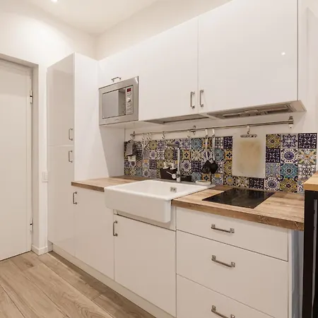Lovely And Cosy Near Porta Romana * Milaan
