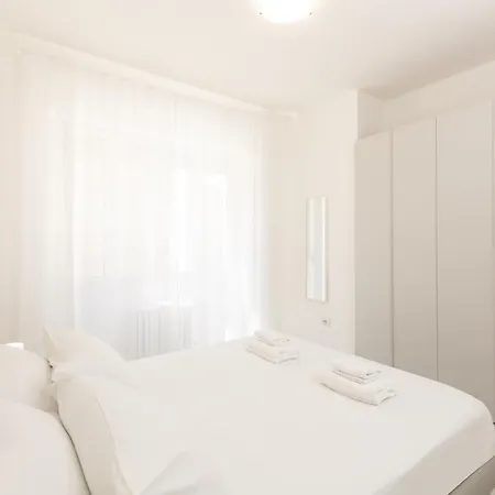 Design And Fashion - New Bright מילאנו