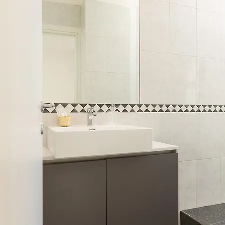 Design And Fashion - New Bright